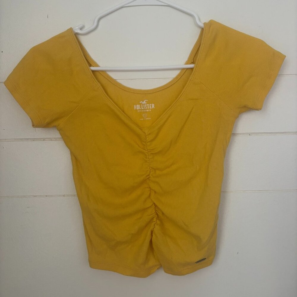 Hollister Tee Shirt